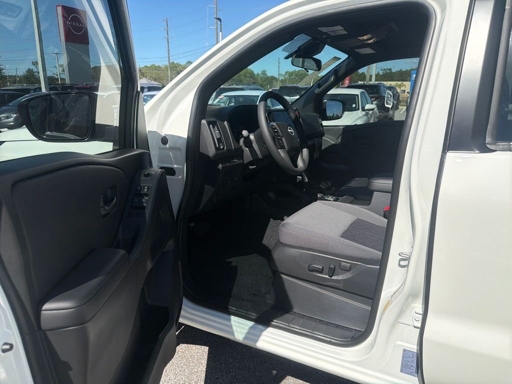 New 2026 Nissan Frontier SV 4D Crew Cab