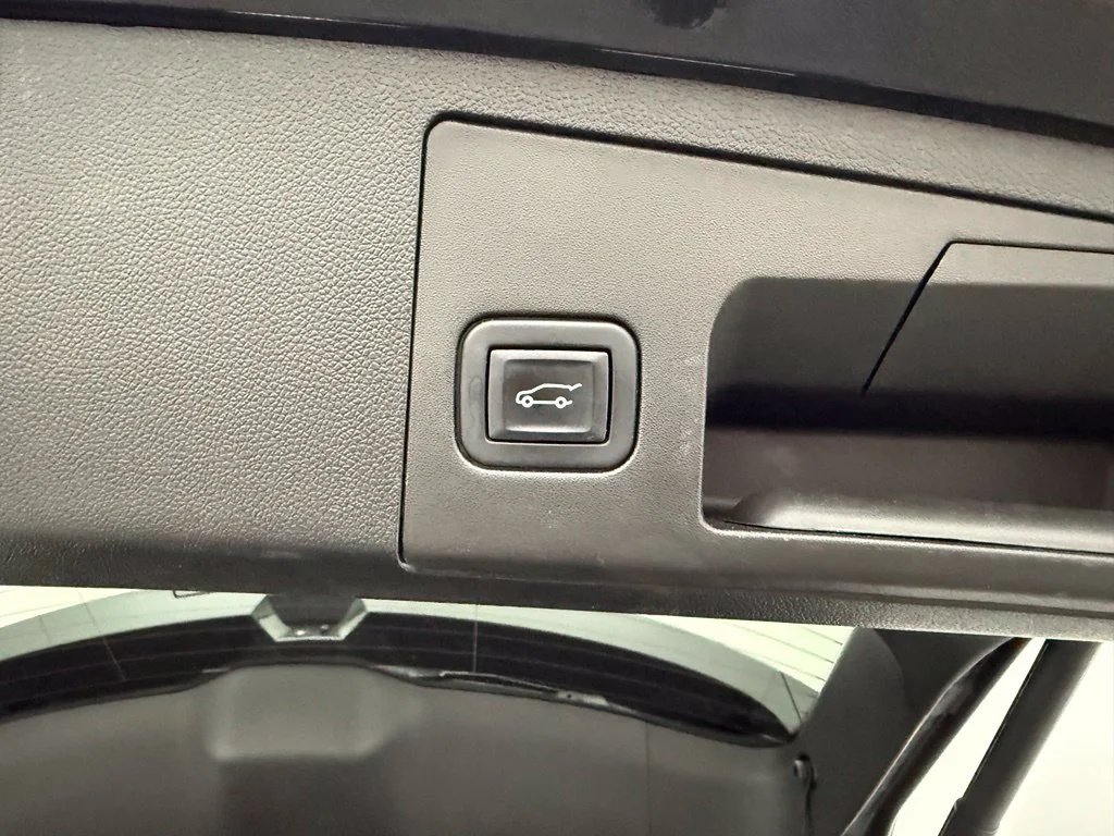Certified Used 2022 Black Cadillac Sport image 11