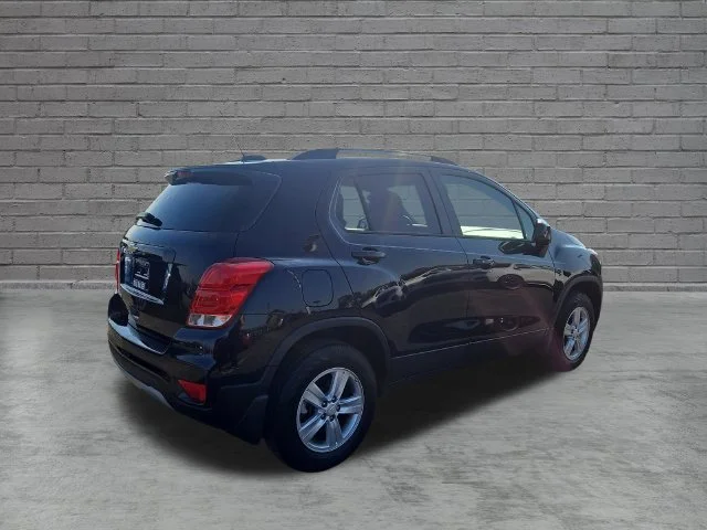 Used 2022 MIDNIGHT BLUE METALLIC Chevrolet LT image 6