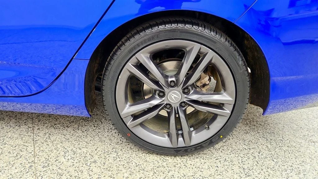 Used 2023 Apex Blue Pearl Acura Manual w/A-Spec Technology Package image 9