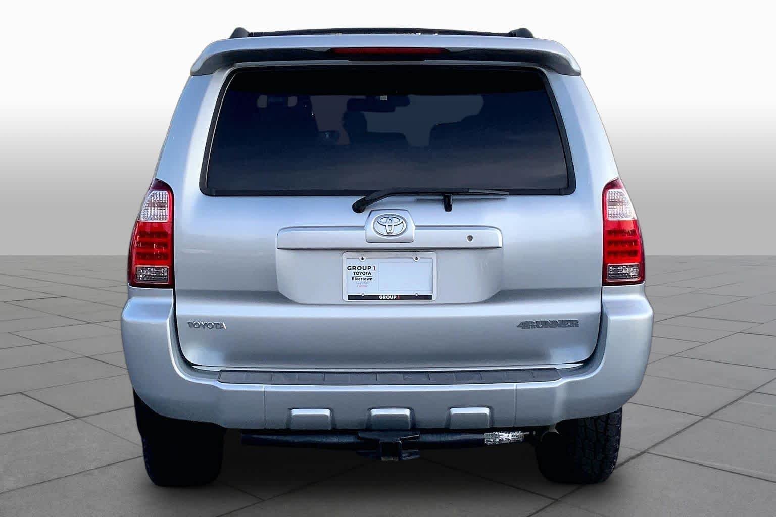 Used 2006 Titanium Metallic Toyota SR5 Sport image 4