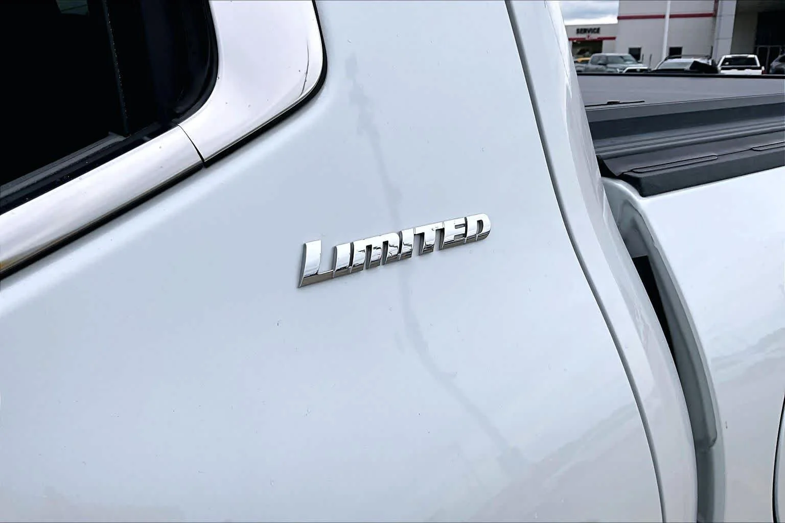Used 2024 Wind Chill Pearl Toyota Limited Hybrid image 10