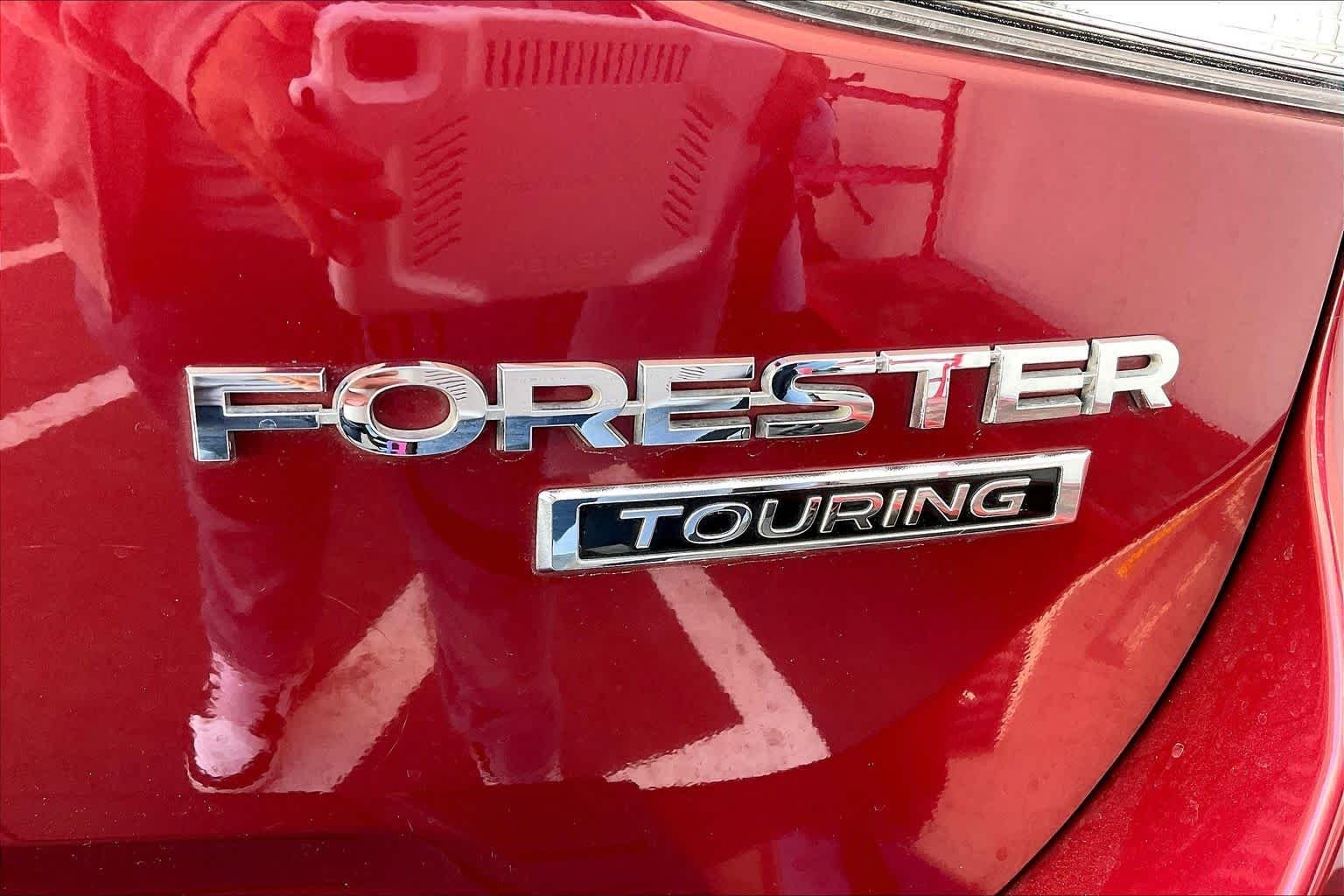 2022 Subaru Forester Touring - Photo 28