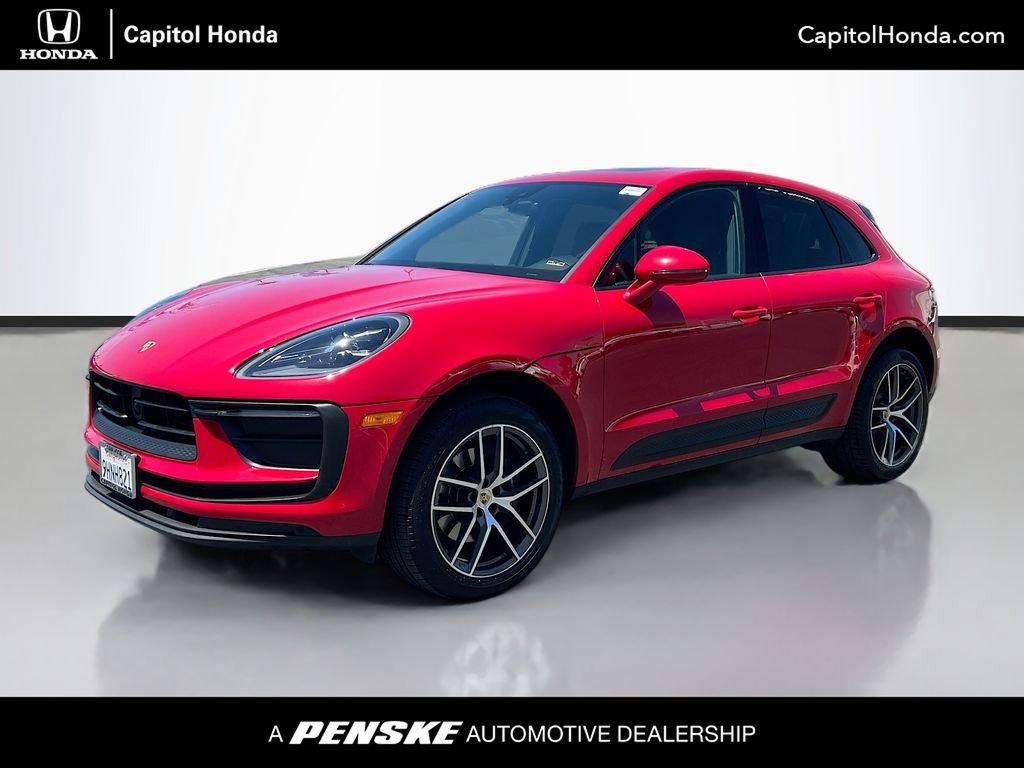 2023 Porsche Macan -'s photo