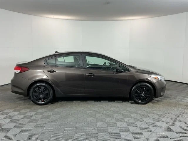 Used 2018 Silver Kia LX image 4