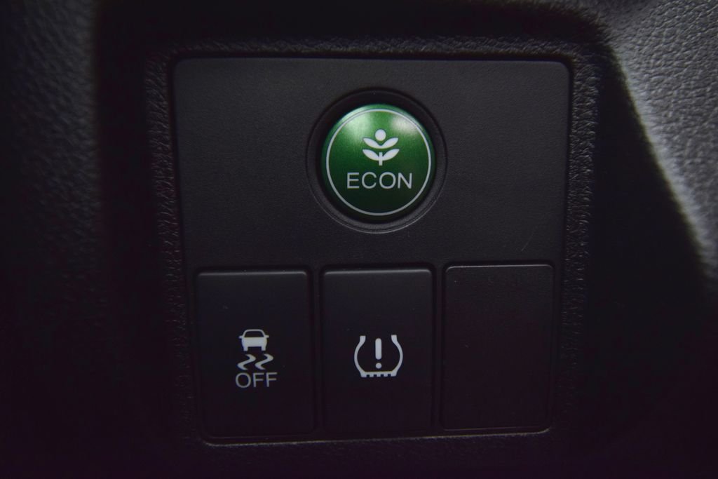 Used 2016 Modern Steel Metallic Honda EX-L image 36