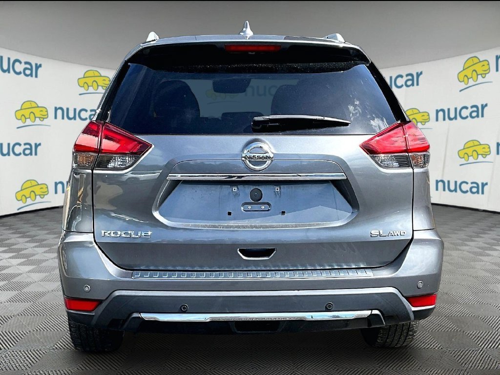 Used 2020 Gray Nissan SL image 6