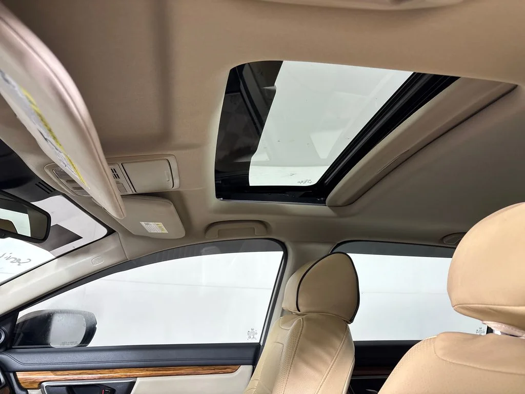 Certified Used 2018  Honda EX-L image 32