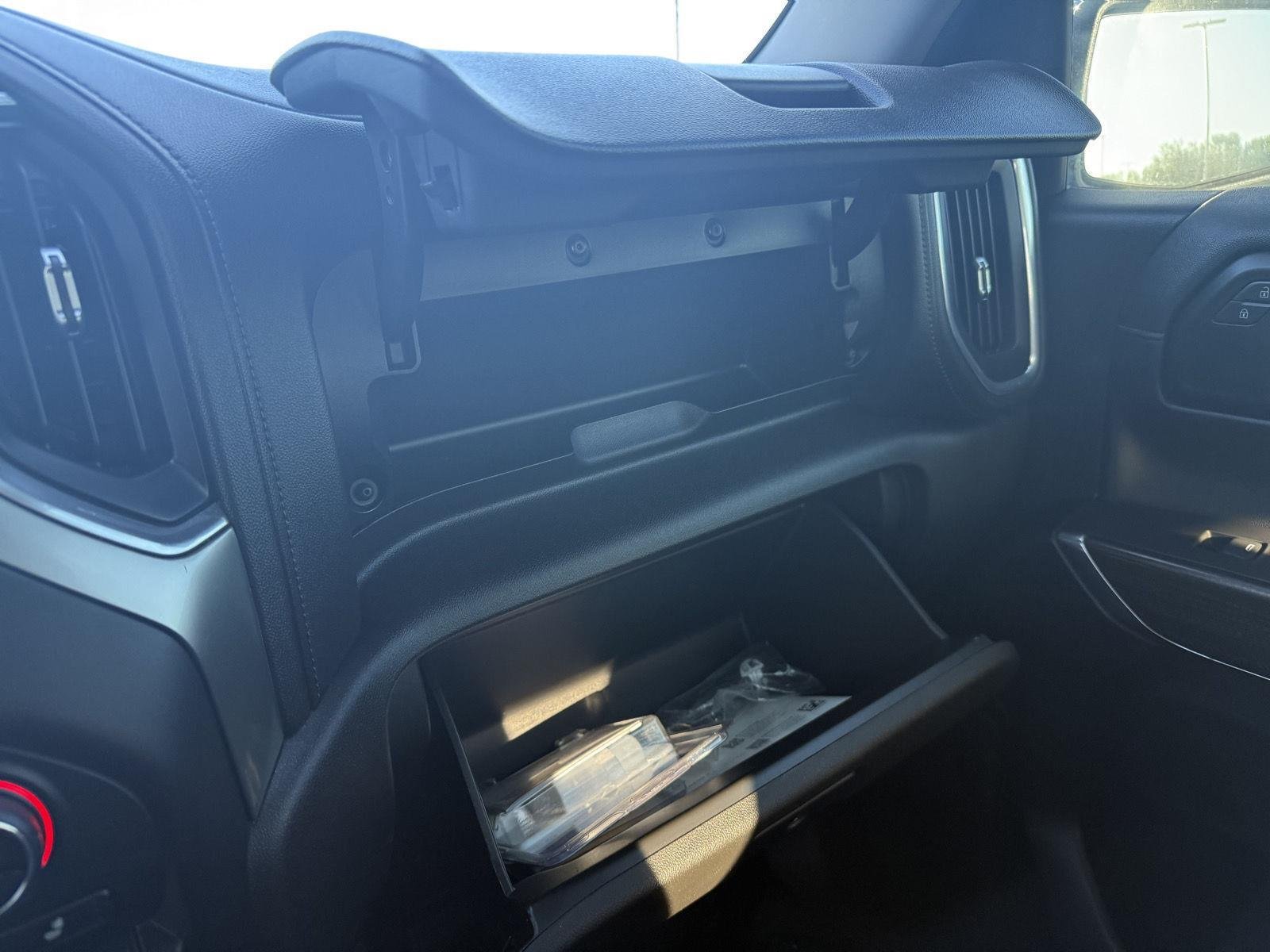 Used 2021 Summit White Chevrolet LT image 17