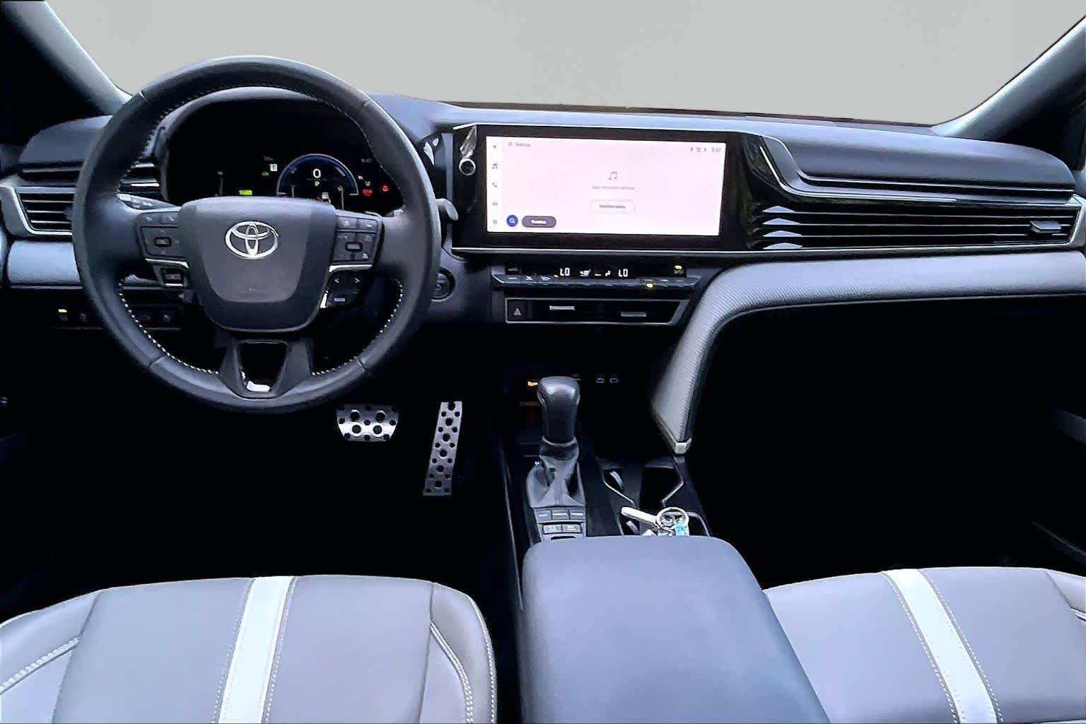 Used 2025 Heavy Metal Toyota SE image 16