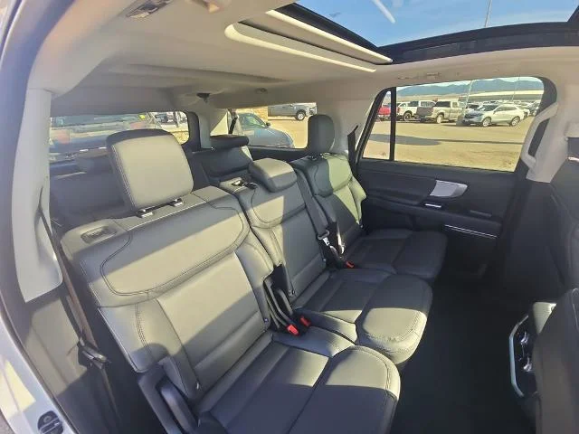 New 2026 Star White Metallic Tri-Coat Ford MAX Active image 48