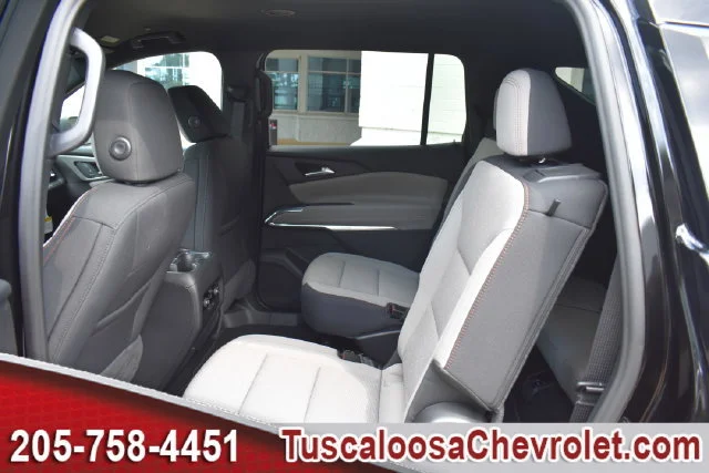 New 2027 Mosaic Black Metallic Chevrolet LT image 18