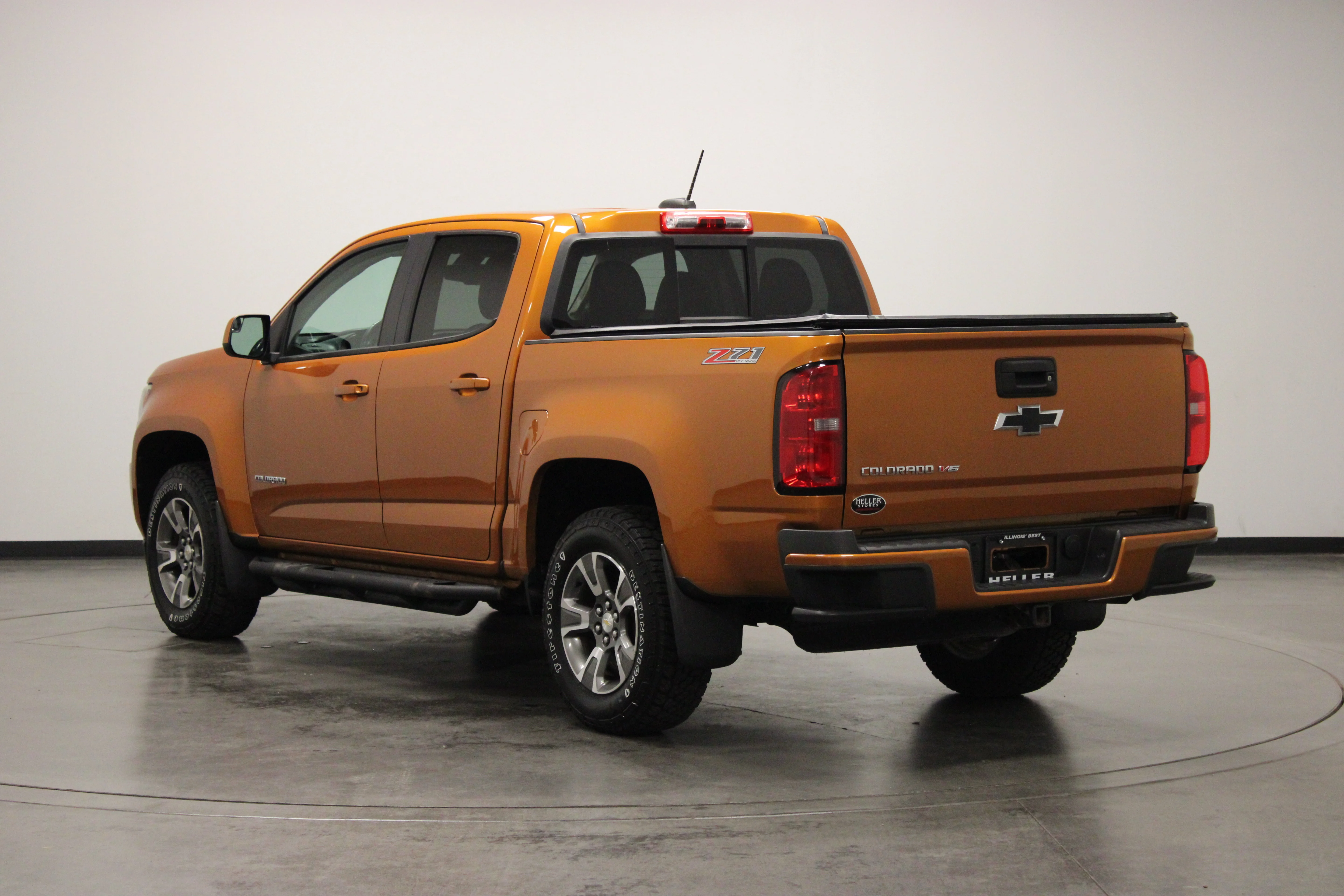 Used 2017 Burning Hot Metallic Chevrolet Z71 image 6