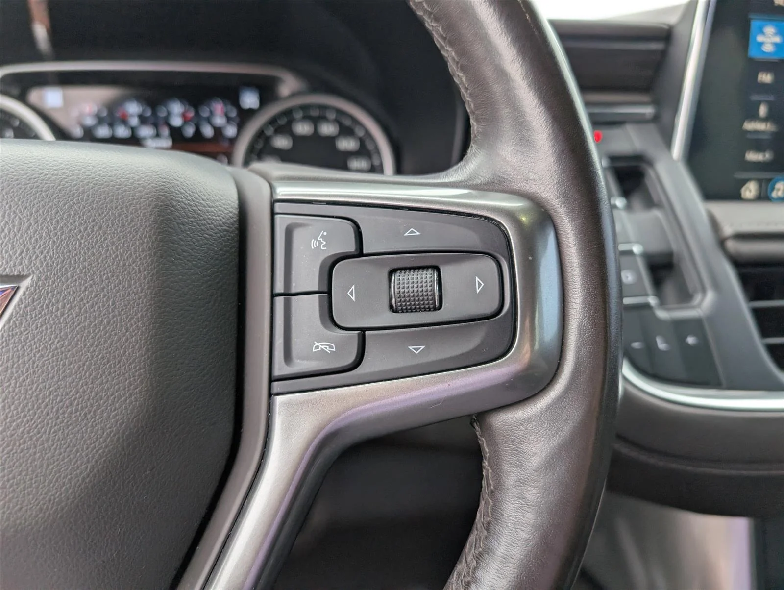 Used 2021 BLACK Chevrolet Z71 image 20