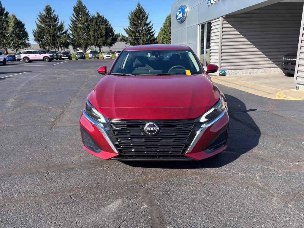 Certified Used 2023 Red Nissan 2.5 SV image 10