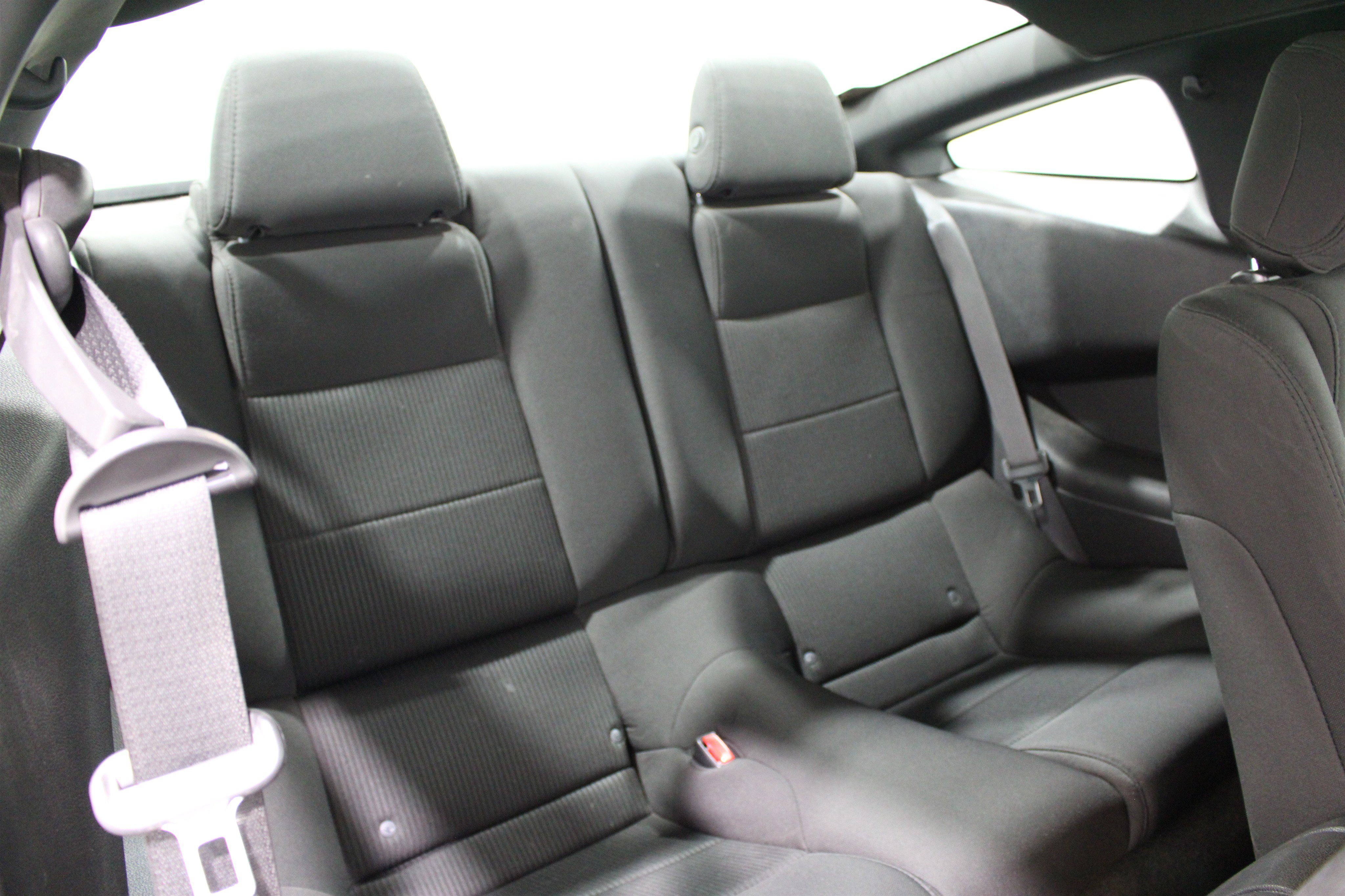 Used 2013 Black Ford V6 image 19