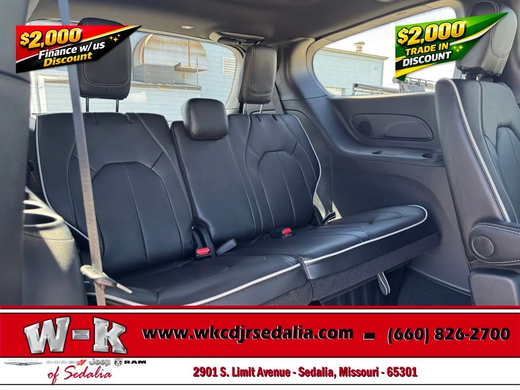 2026 Chrysler Pacifica Limited - Photo 35