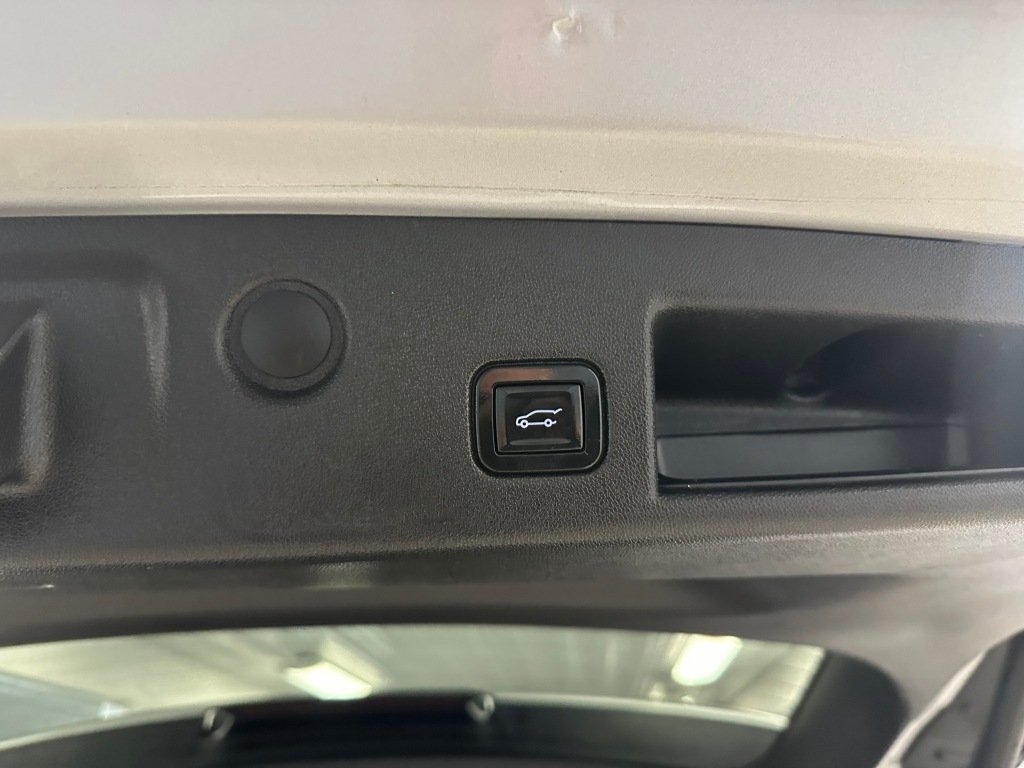 2019 Chevrolet Equinox LT - Photo 24