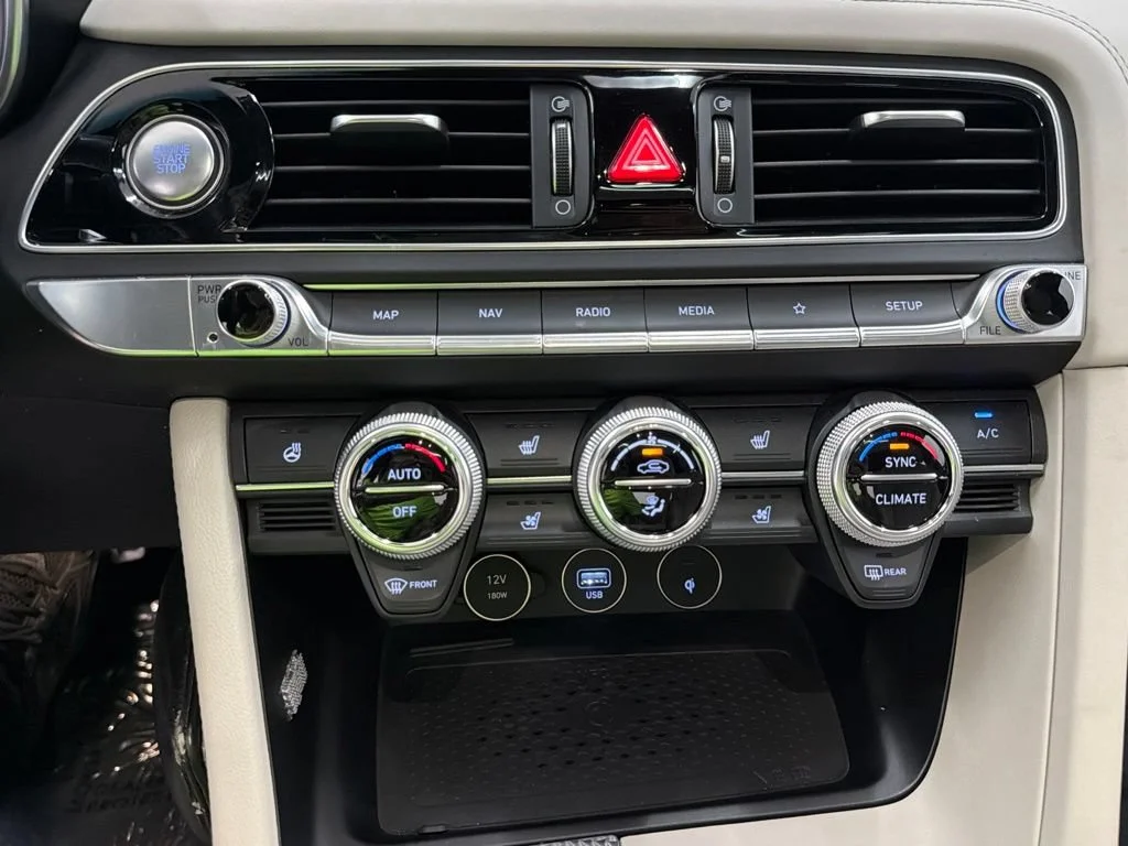 Used 2023 Blue Genesis 3.3T image 19