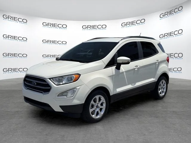 Used 2021 White Ford SE image 3
