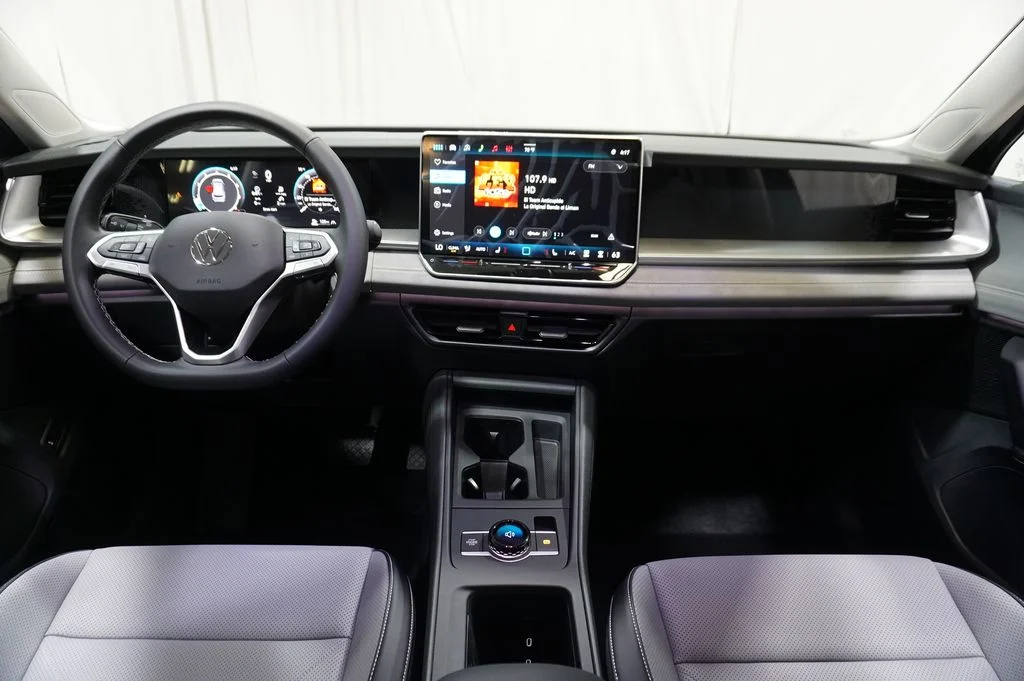 New 2026 Gray Volkswagen 2.0T SE image 13