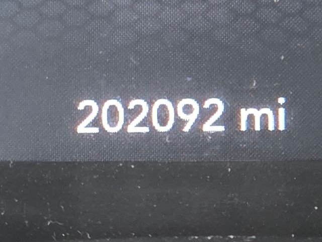 Used 2015 Silver Dodge SE image 25