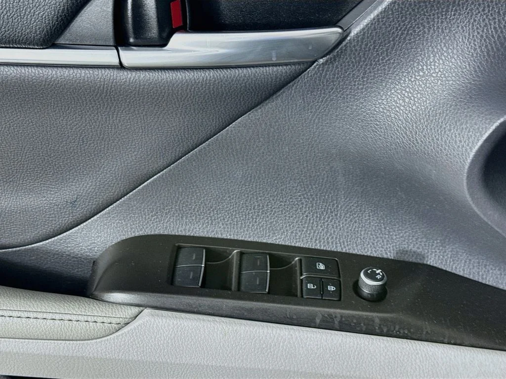 Used 2021 Gray Toyota XLE image 21