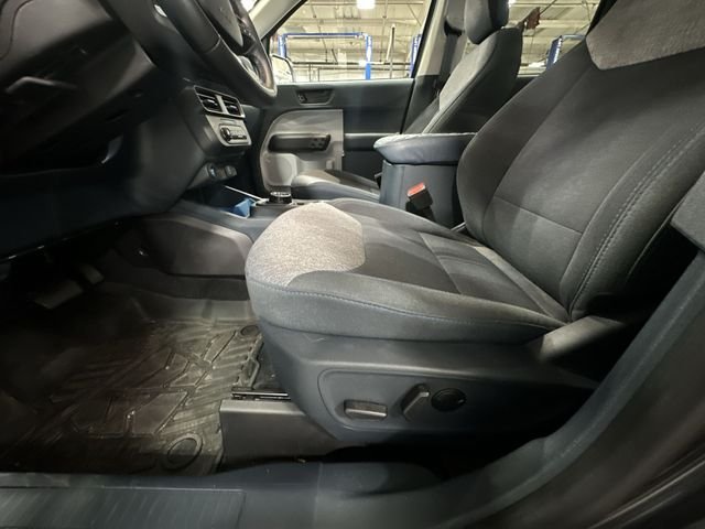 Used 2025 Gray Ford XLT image 18