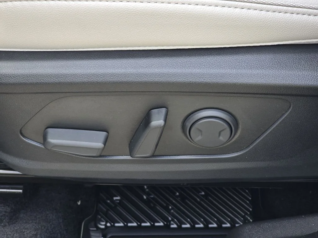 New 2026 Gray Hyundai Limited image 19