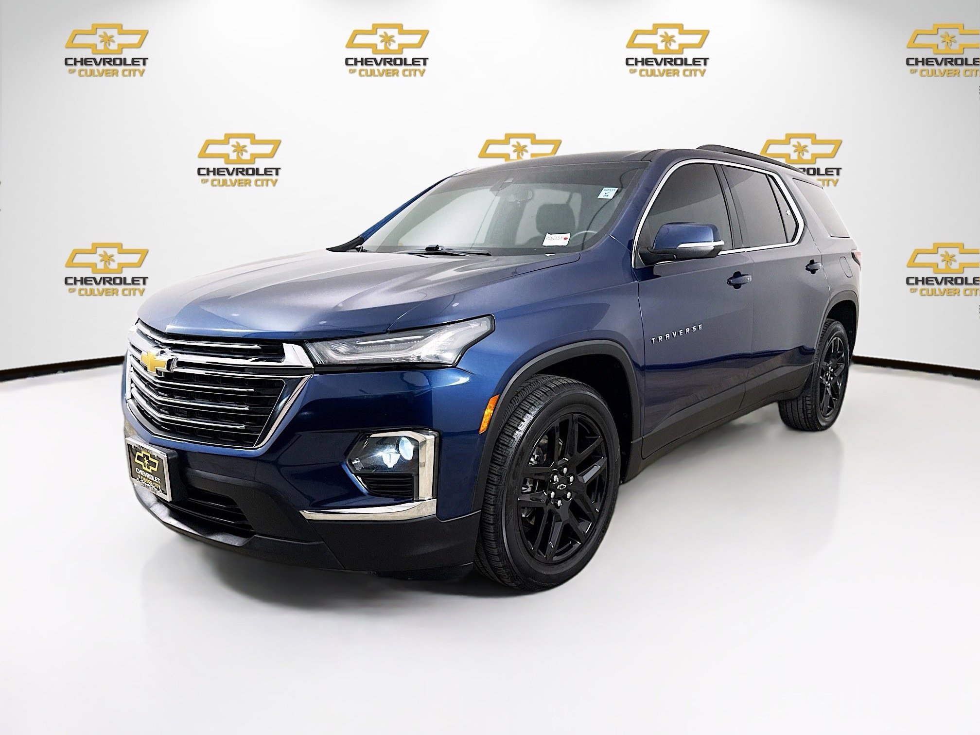 Used 2023 Northsky Blue Metallic Chevrolet LT Leather image 3