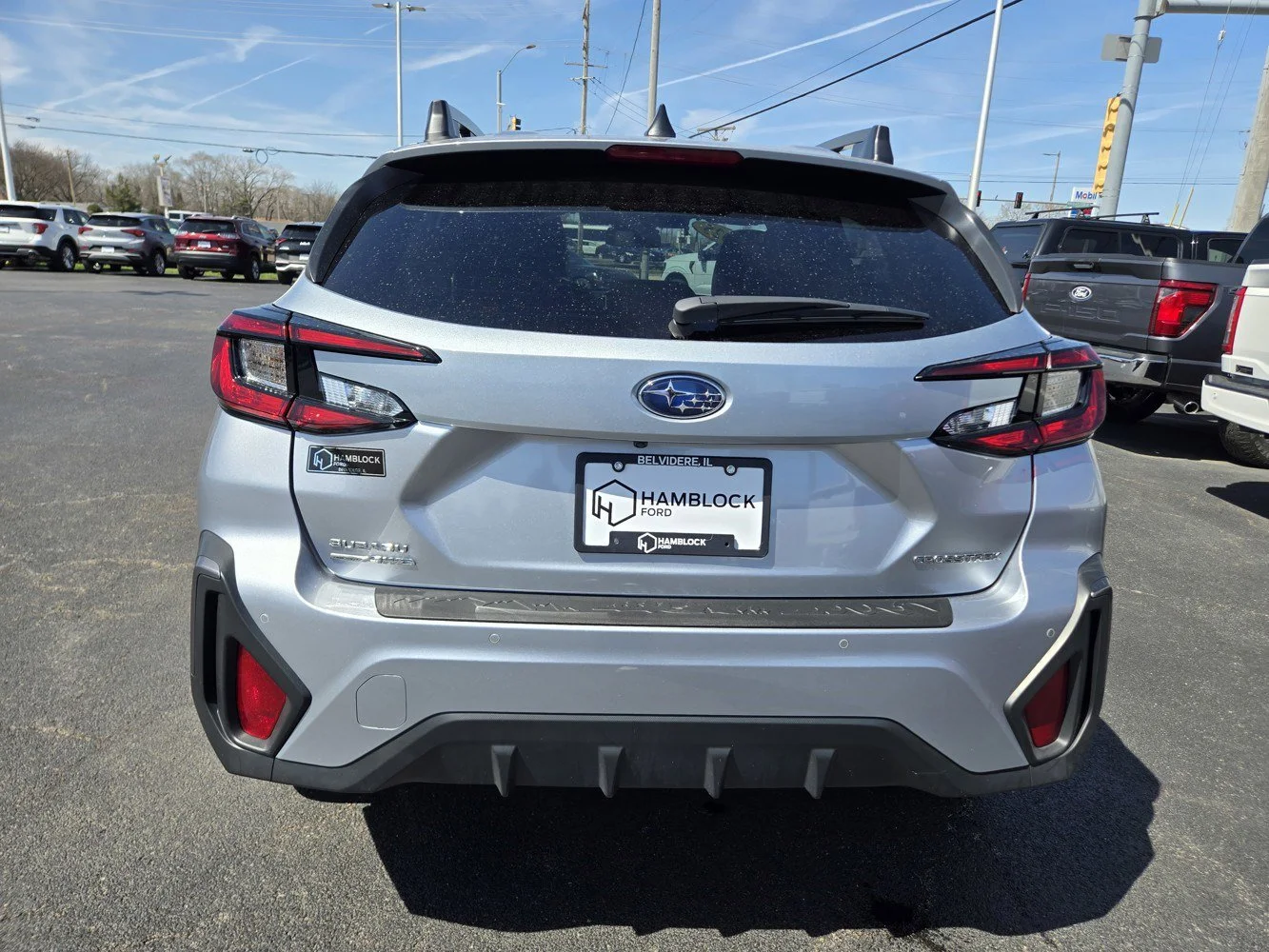 Used 2025 Ice Silver Metallic Subaru Limited image 6