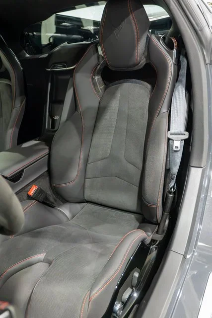 2027 Chevrolet Corvette 2LT - Photo 34