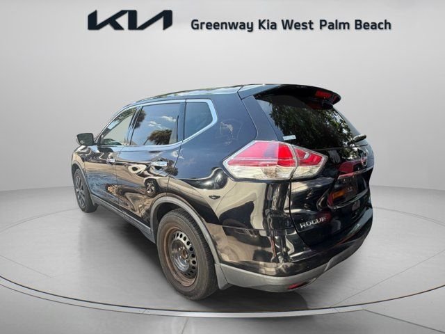 Used 2014 Black Nissan S image 4