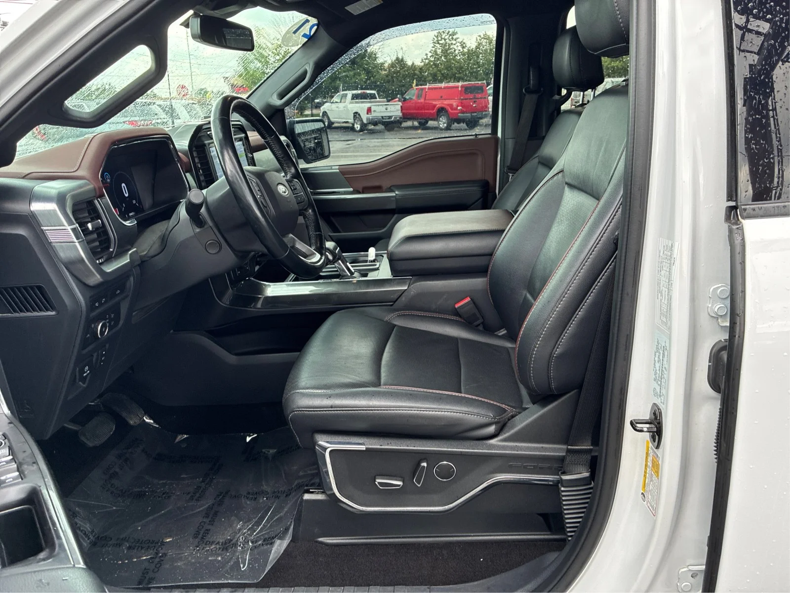 Used 2021 White Ford LARIAT image 9