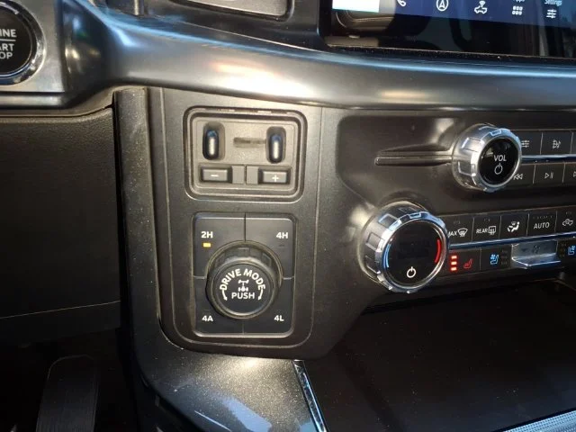 Used 2021 White Ford LARIAT image 27