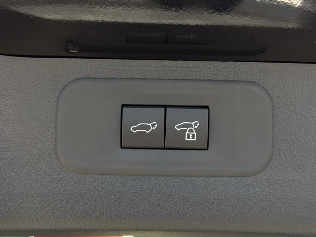 Used 2026  Lexus TX 500h F SPORT Performance Premium image 13