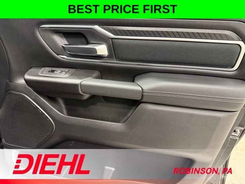 New 2026 Diamond Black Crystal Pearl-Coat Exterior Paint RAM Big Horn/Lone Star image 14