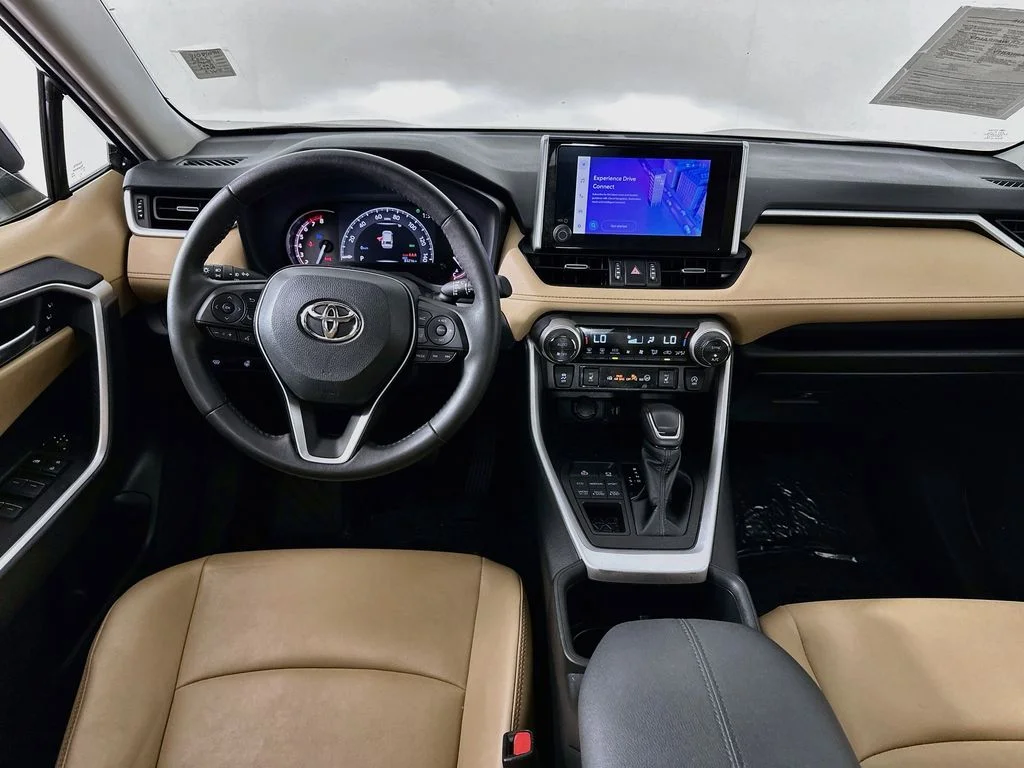 Used 2023 Midnight Black Metallic Toyota XLE Premium image 24