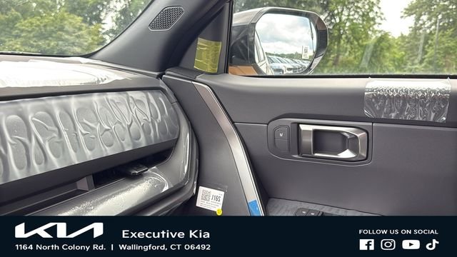 New 2027 Terrain Brown Kia X-Line S image 19