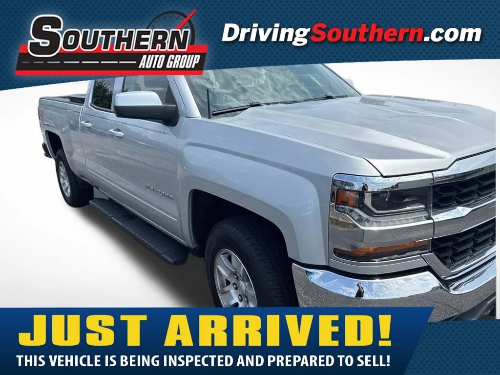 Used 2019 Silver Chevrolet LT image 1