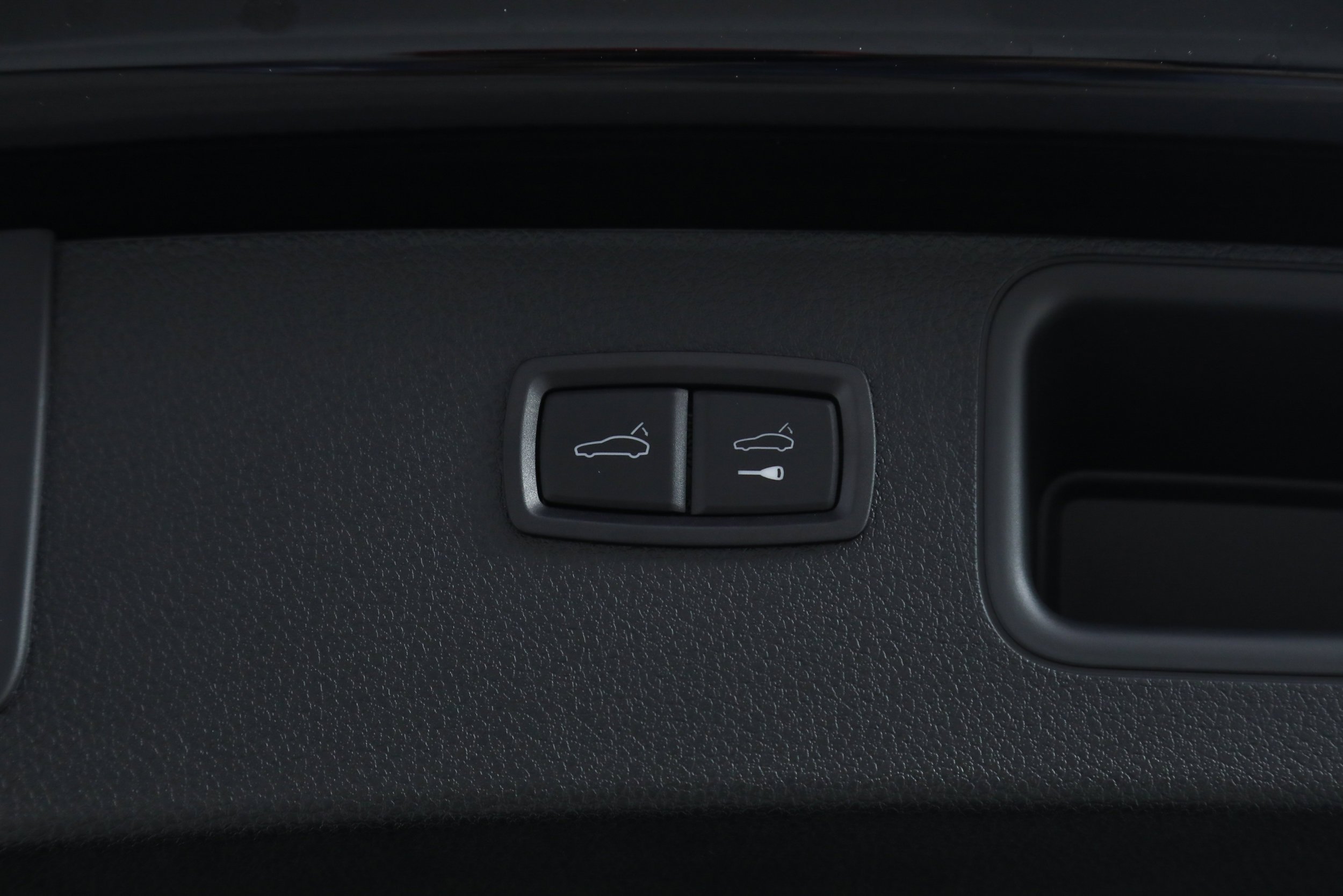 Used 2025 Black Porsche GTS AWD image 41