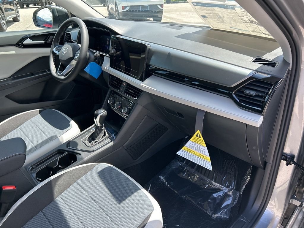 New 2026 Silver Volkswagen 1.5T S image 37