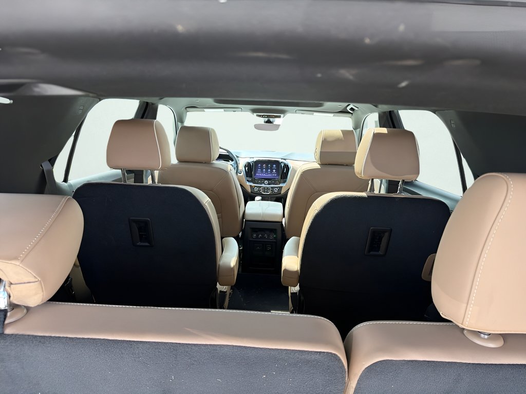 Certified Used 2023 Iridescent Pearl Tricoat Chevrolet Premier image 19