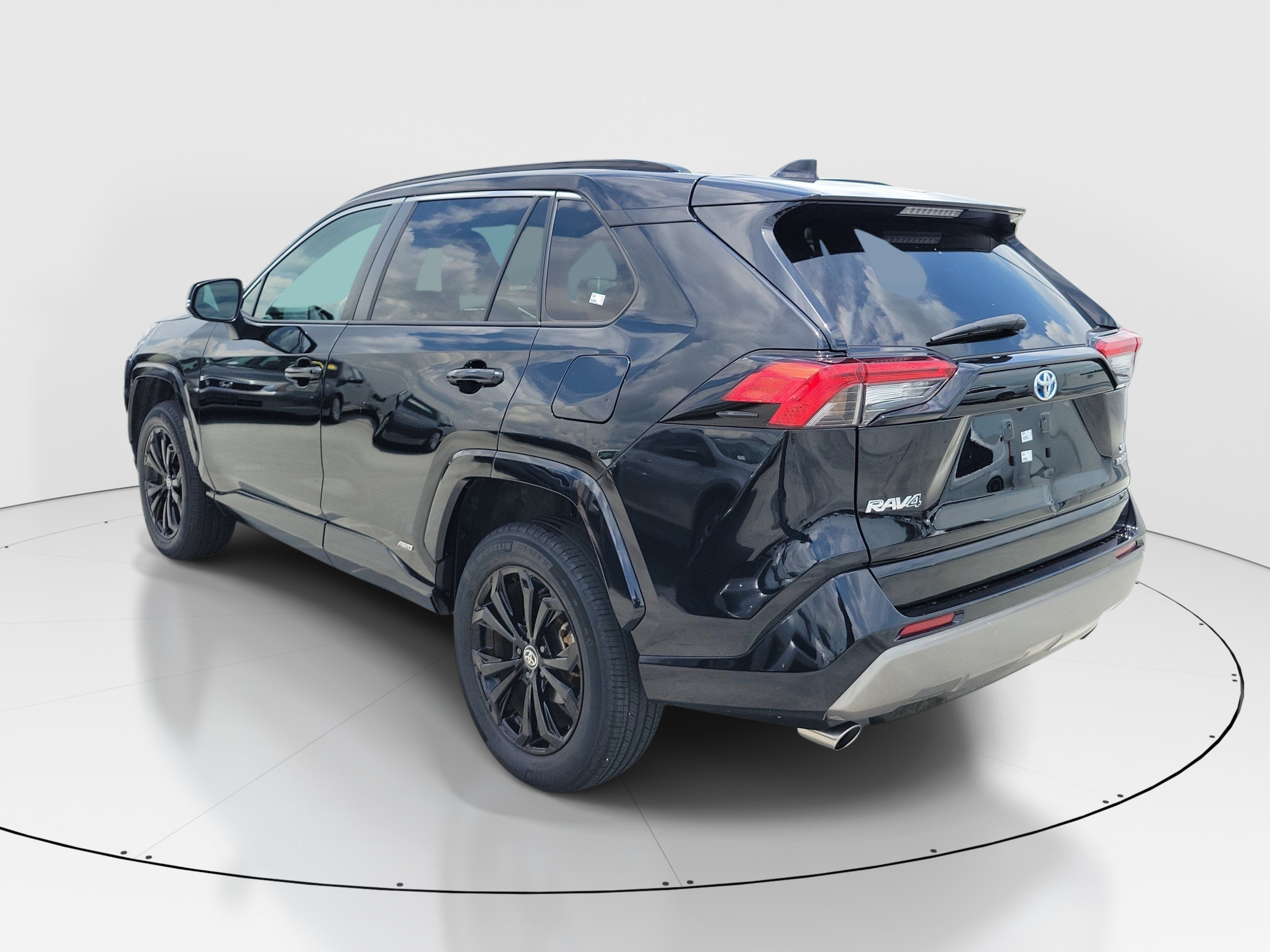 Certified Used 2023 Midnight Black Metallic Toyota Hybrid SE image 4