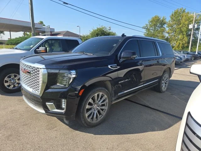Used 2024 Blue GMC Denali image 2