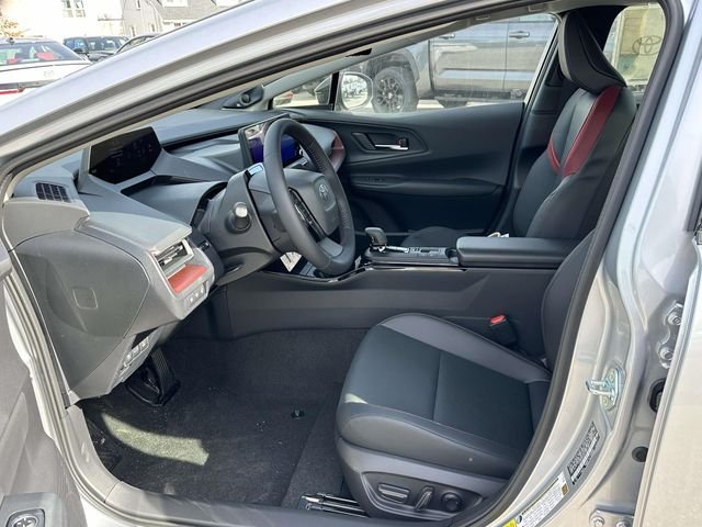 2026 Toyota Prius Plug-in Hybrid XSE Premium - Photo 15