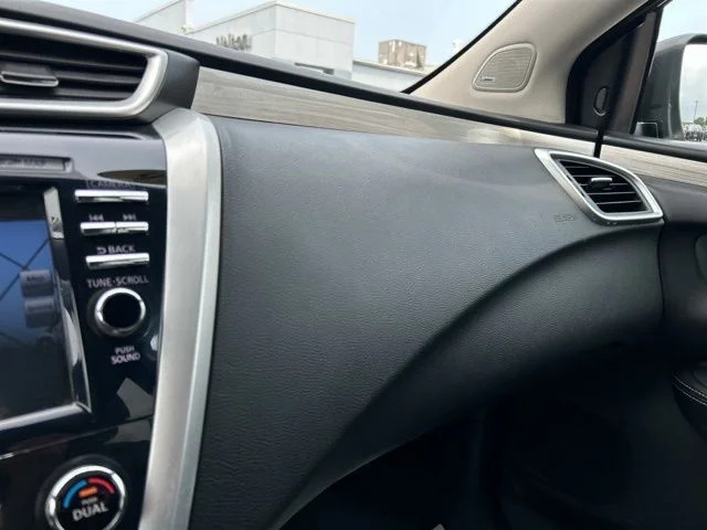 Used 2016 Gray Nissan Platinum image 45