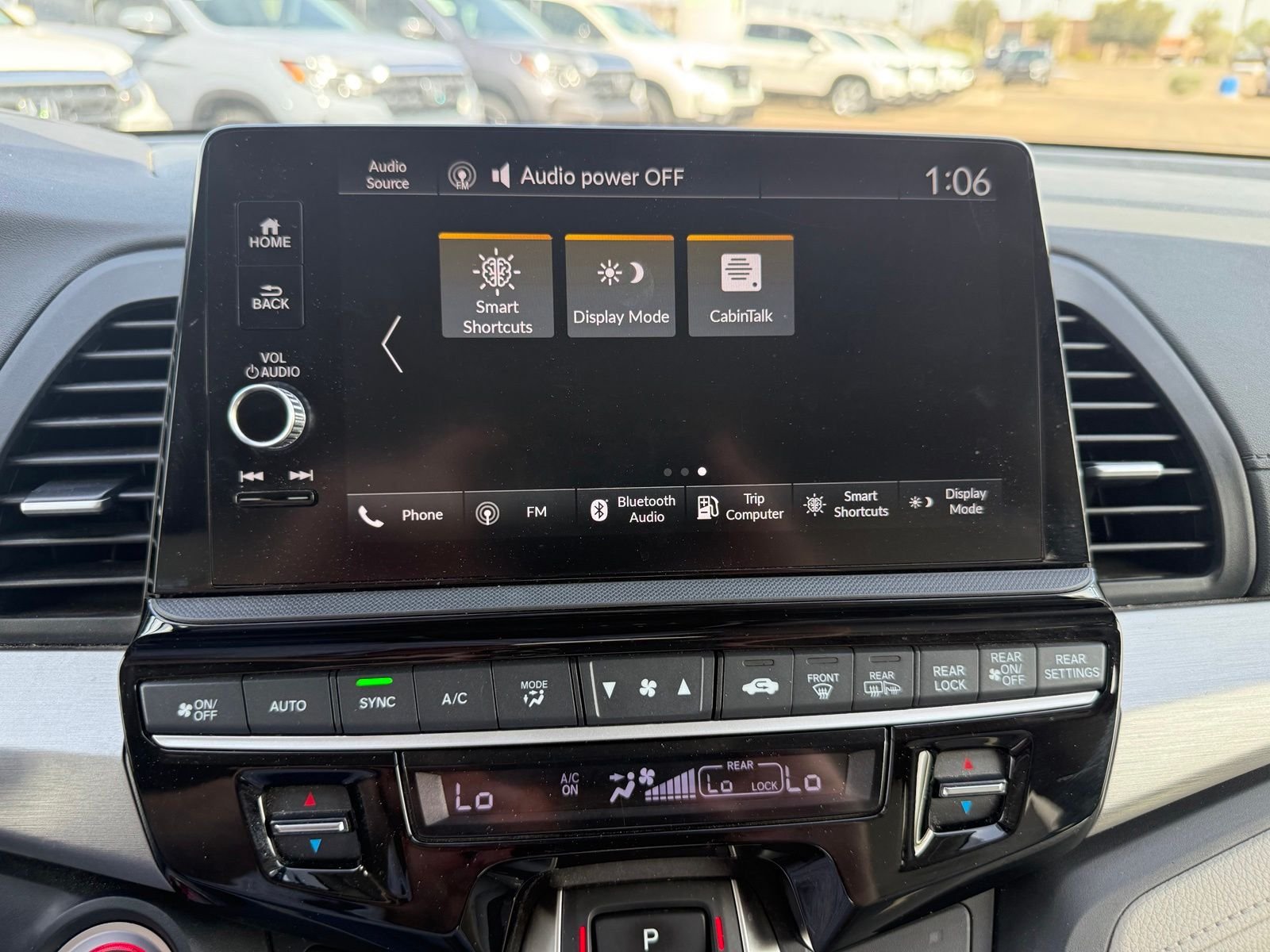 Used 2025 Solar Silver Metallic Honda EX-L image 23