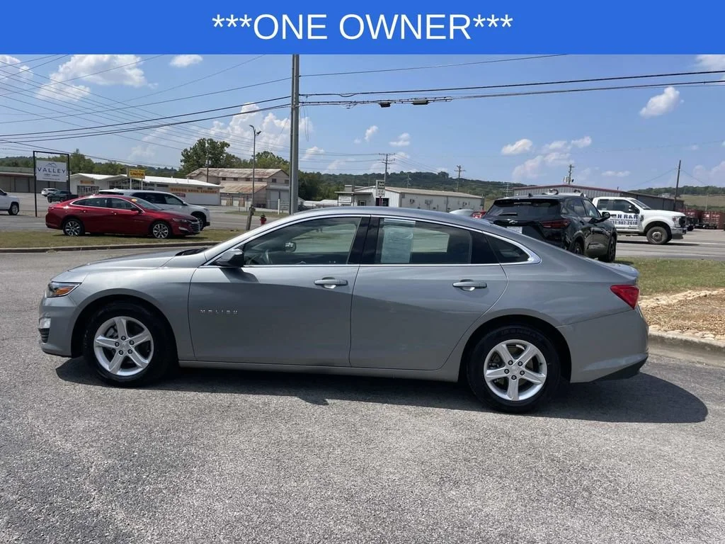 Used 2024 Sterling Gray Metallic Chevrolet 1LT image 7