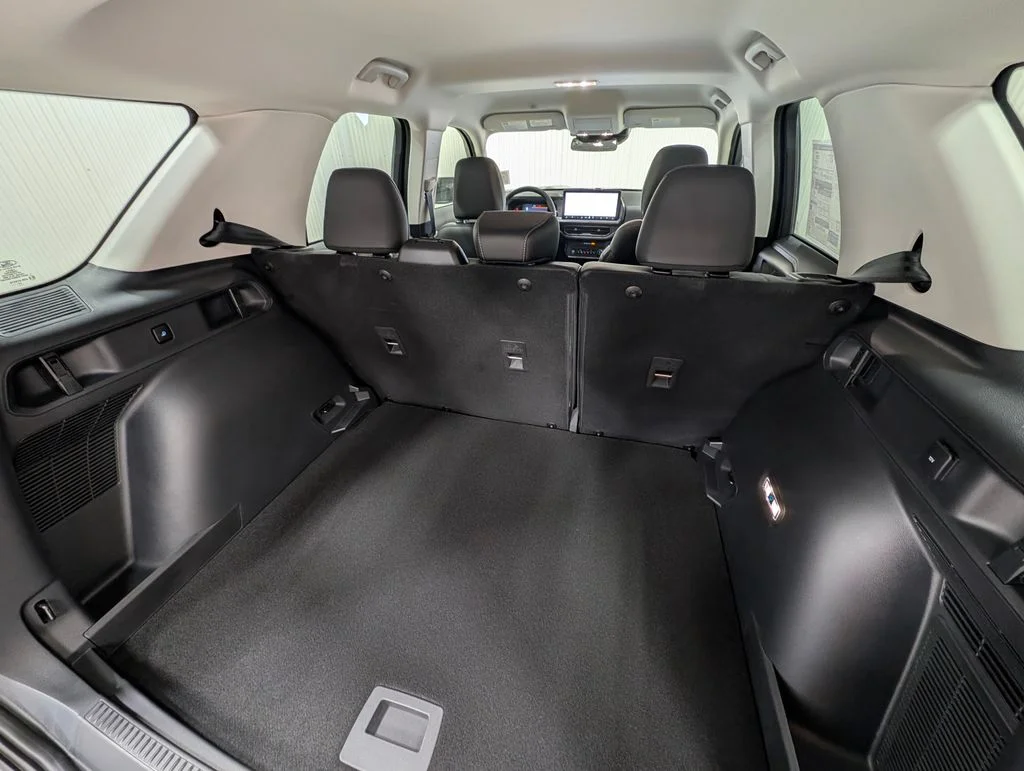 New 2026 Carbonized Gray Metallic Ford Outer Banks® image 20